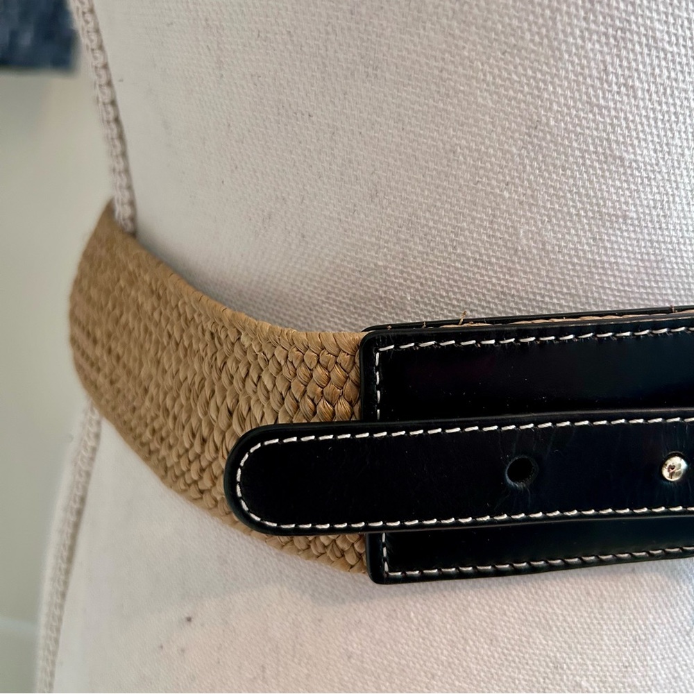 J. McLaughlin Black and Tan Wide Leather Waist Belt - Picture 3 of 7